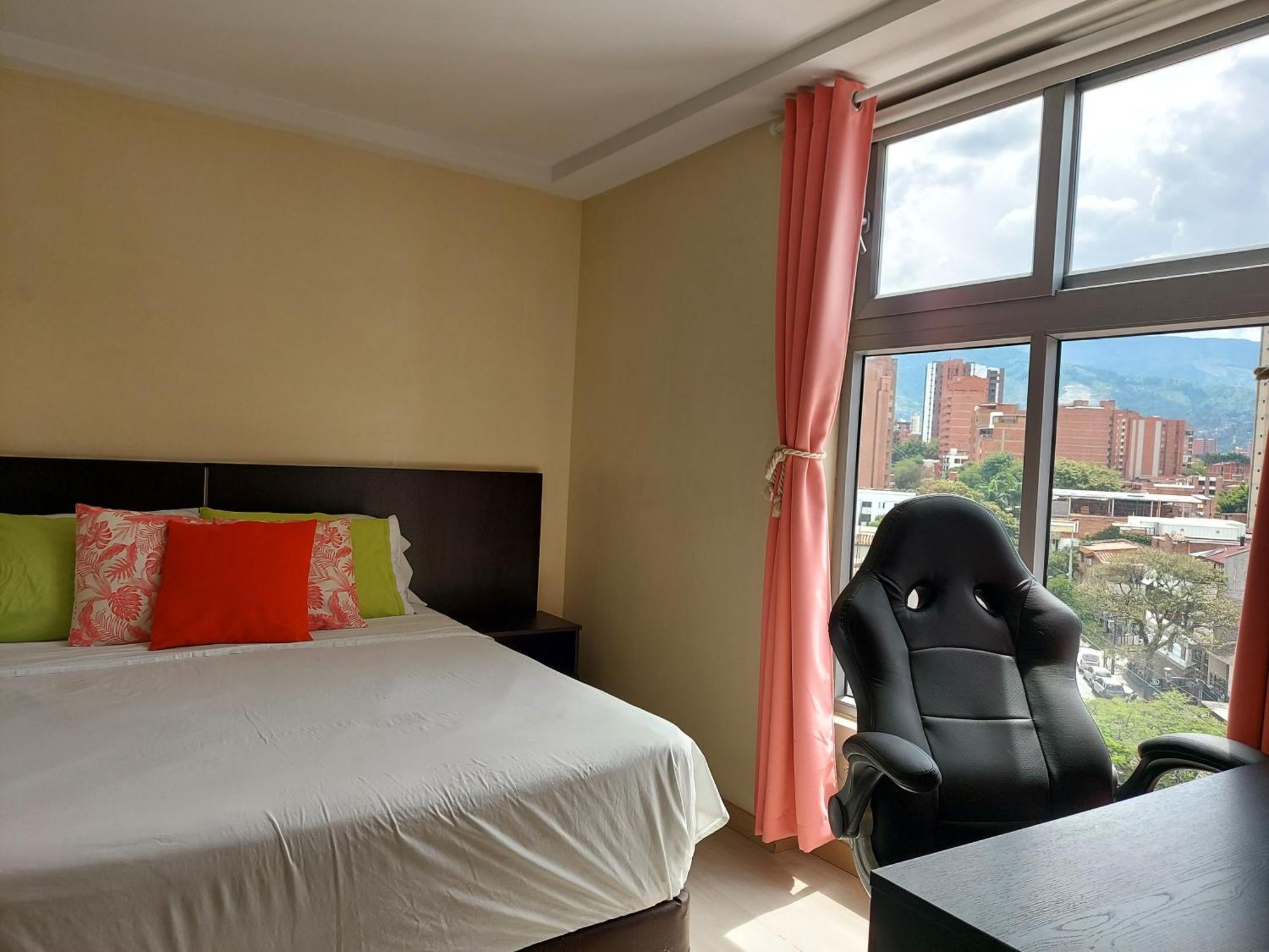 San Peter Apartments Medellín Exterior foto